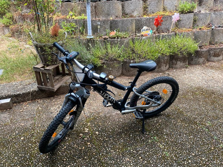 Used Woom OFF Air 4 20-Inch Kids' Mountain Bike – Lightweight Youth MTB